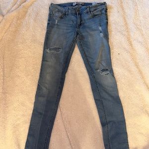 Holister Super Skinny Jeans Size 9R perfect condition